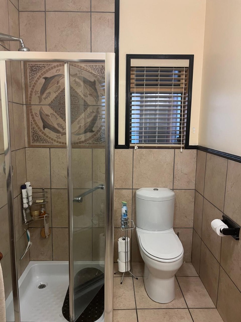 4 Bedroom Property for Sale in Leeuwenbosch Ah Western Cape
